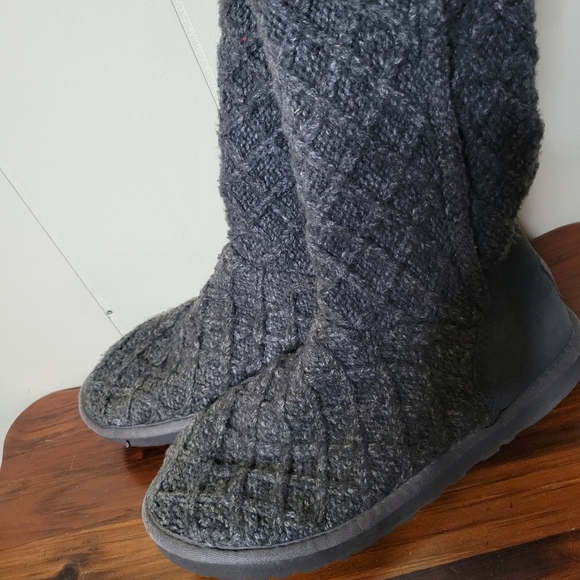 UGG Australia Gray Lattice Sweater Boots - Picture 3 of 8